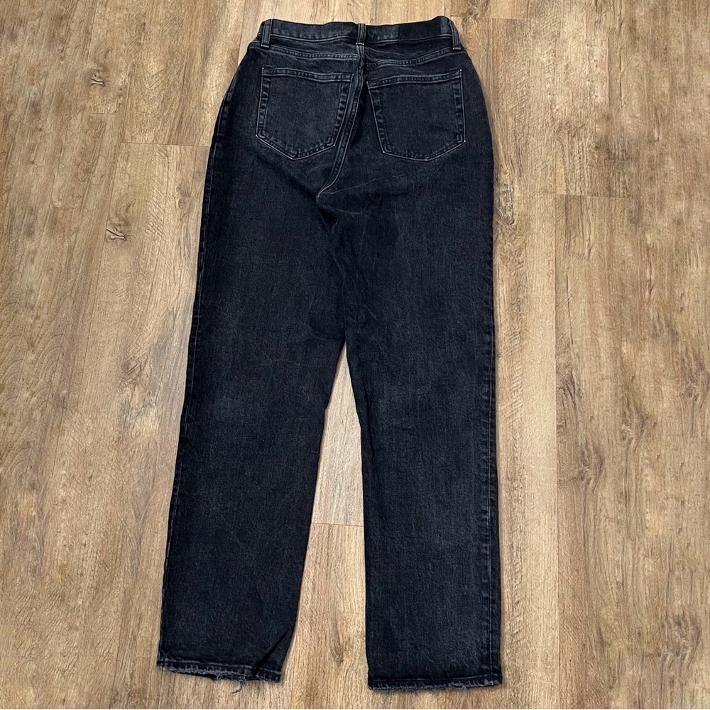 Abercrombie & Fitch Curve Love High Rise Dad Criss Cross Jeans in Black - Picture 5 of 12